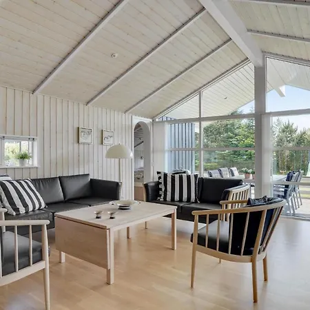 Skønt Hus I Blåvand Med Sauna * Blåvand