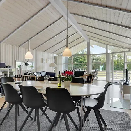 Skønt Hus I Blåvand Med Sauna Feriehus *