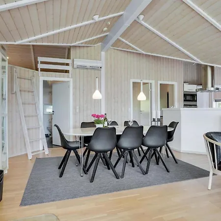 Skønt Hus I Blåvand Med Sauna